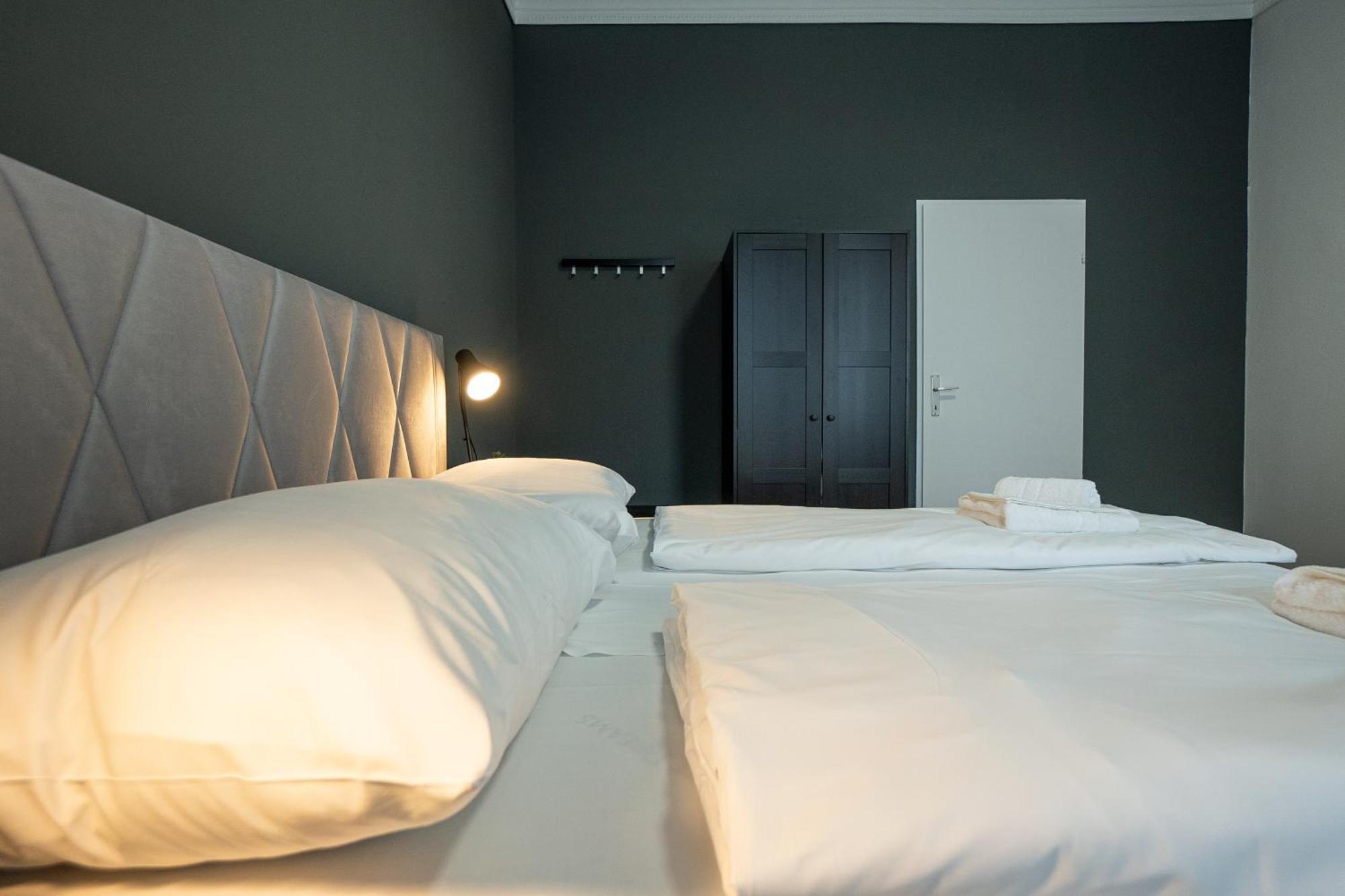 Cozy 1-br With A King Bed In A Calm Area Wien