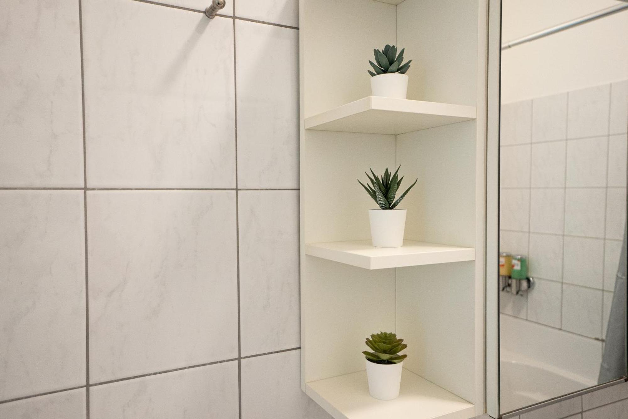 Cozy 1-br With A King Bed In A Calm Area * Wien