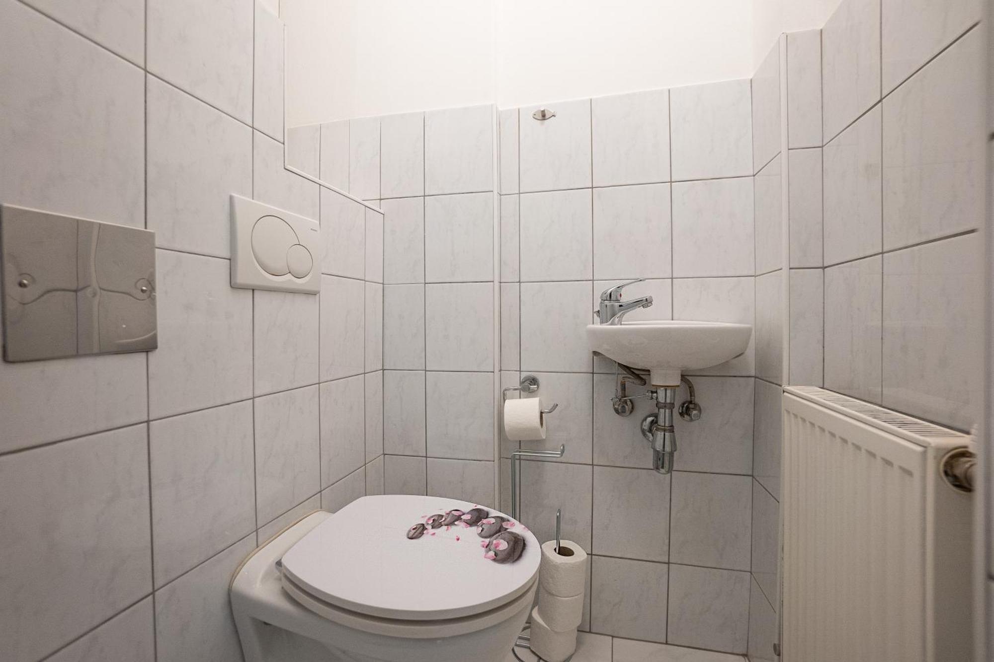 Cozy 1-br With A King Bed In A Calm Area Apartment Wien