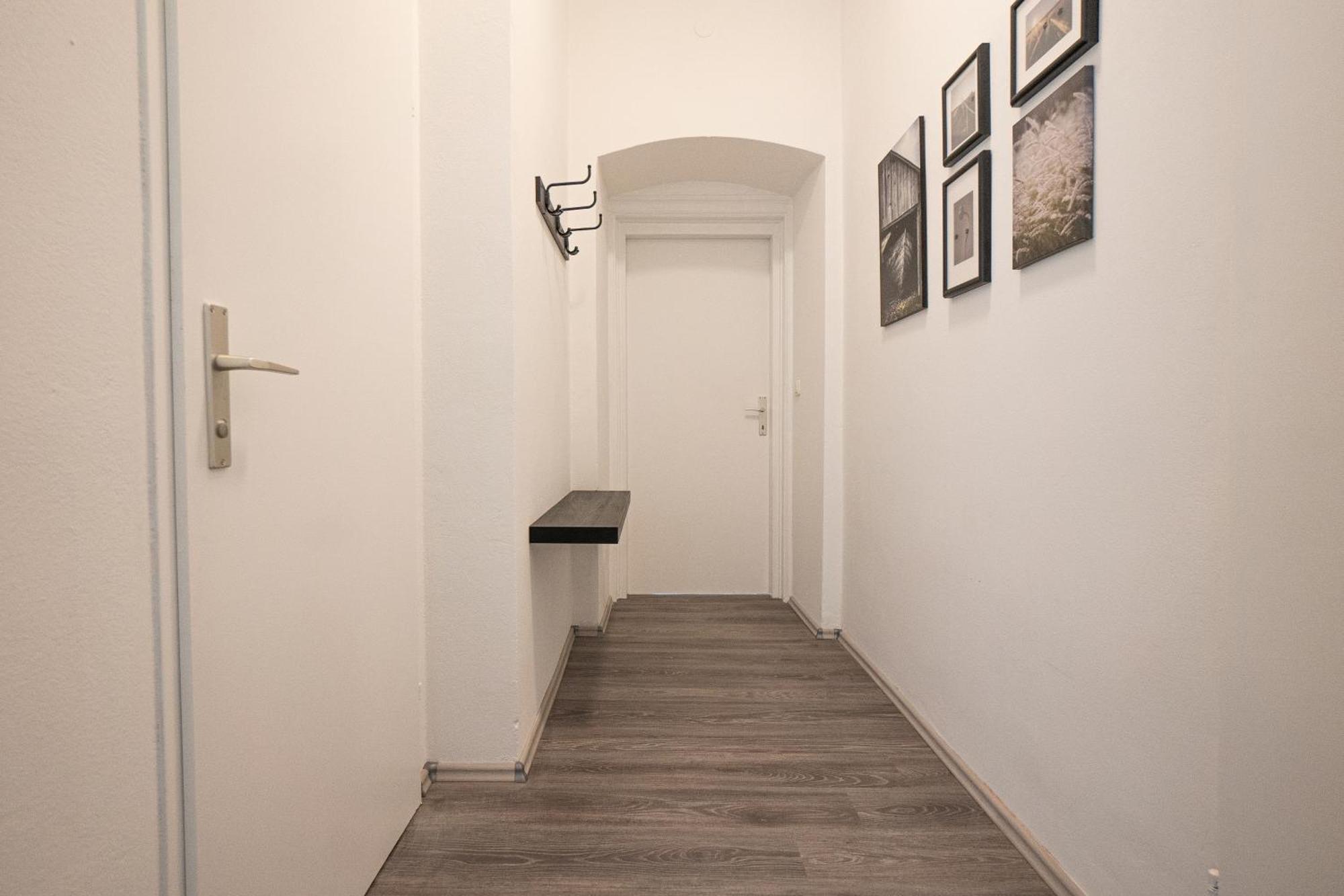 Apartment Cozy 1-br With A King Bed In A Calm Area *
